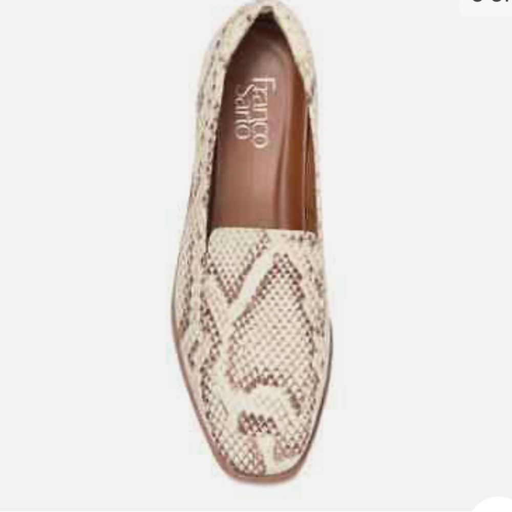 Beautiful Canvas loafers!